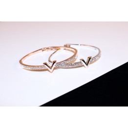 2016 New Design Brand Jewelry Letter V CZ Crystal Screw Bracelet Rose Gold Plated Bangle For Women Luxury Gift